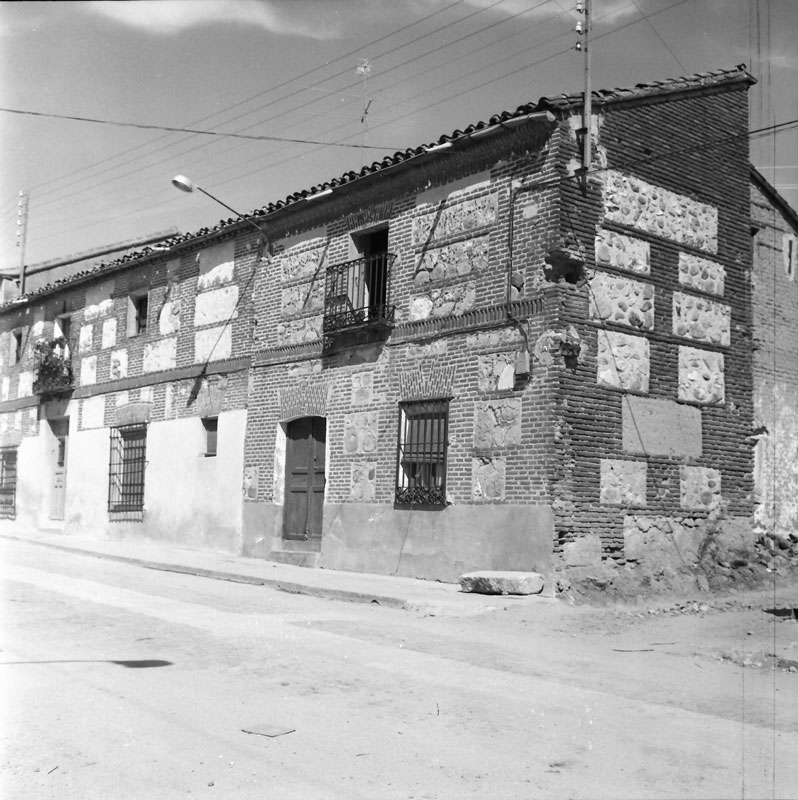 Torre de Esteban Hambrán 1974