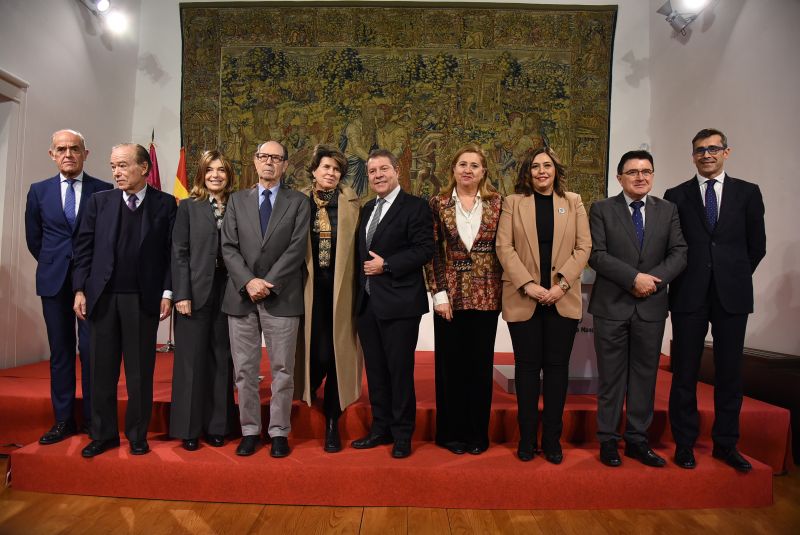Rafael Canogar cede a la Junta de Comunidades parte importante de su obra para ser expuesta en Roca Tarpeya